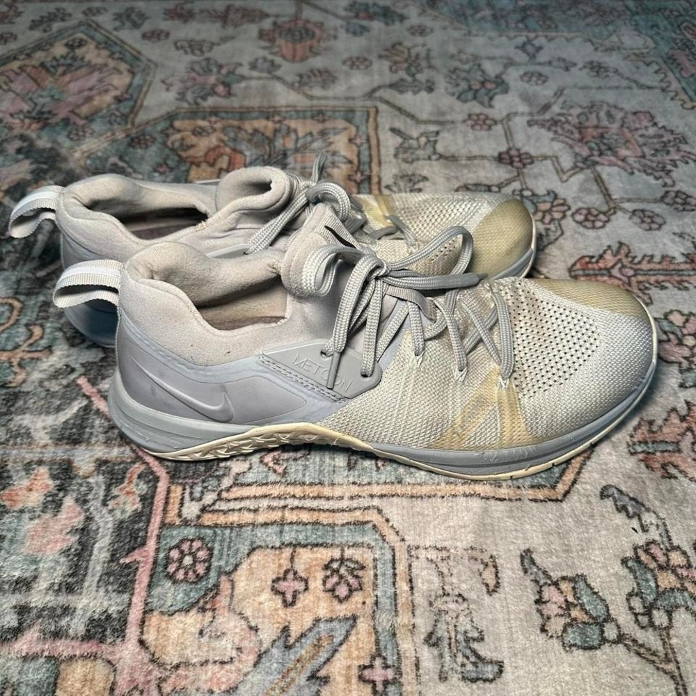 Nike Metcon Training Shoes - Picture 2 of 5